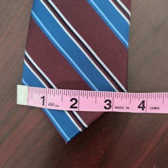 Dockers Repp Necktie Men's Red Blue Woven Striped 3.5 inch Standard Width 56 L - Picture 3 of 8